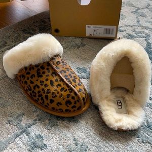 NWT UGG leopard slippers size 8